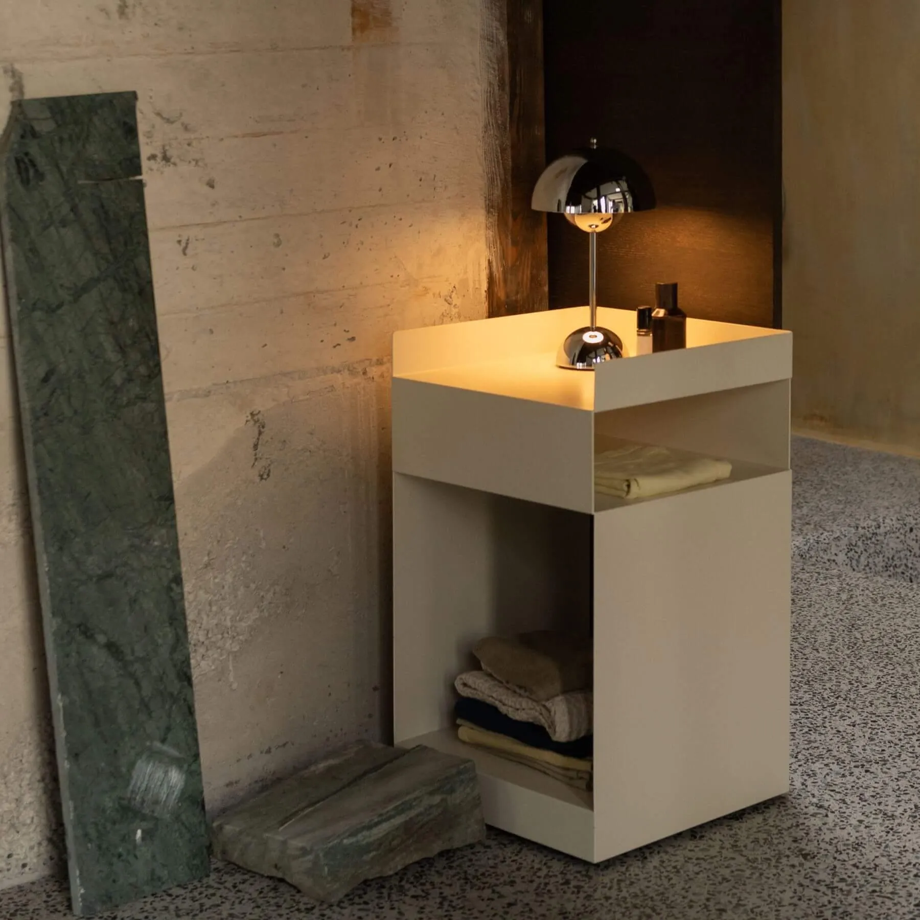 &Tradition SC73 Rotate Table