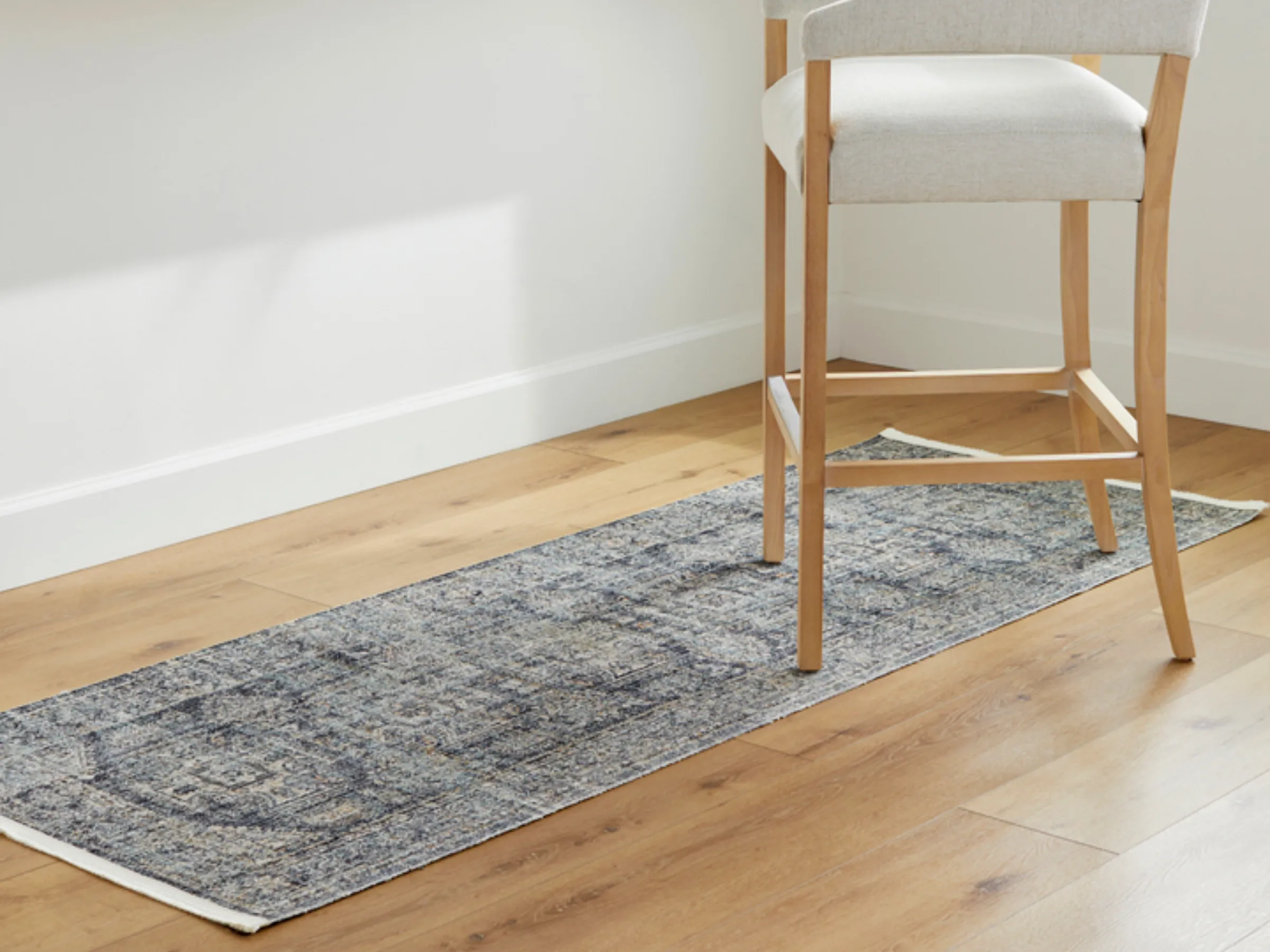Becki Owens Margaret Emblem Indoor Machine Woven Rug