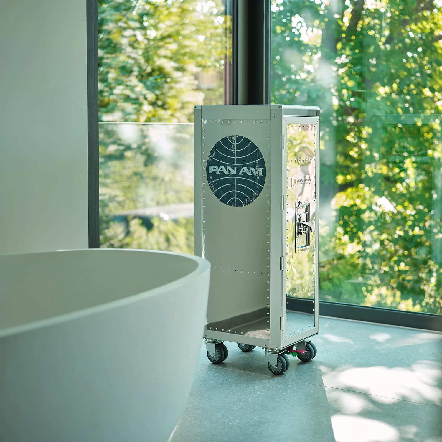 bordbar | rivet rocker trolley aluminium | ensemble