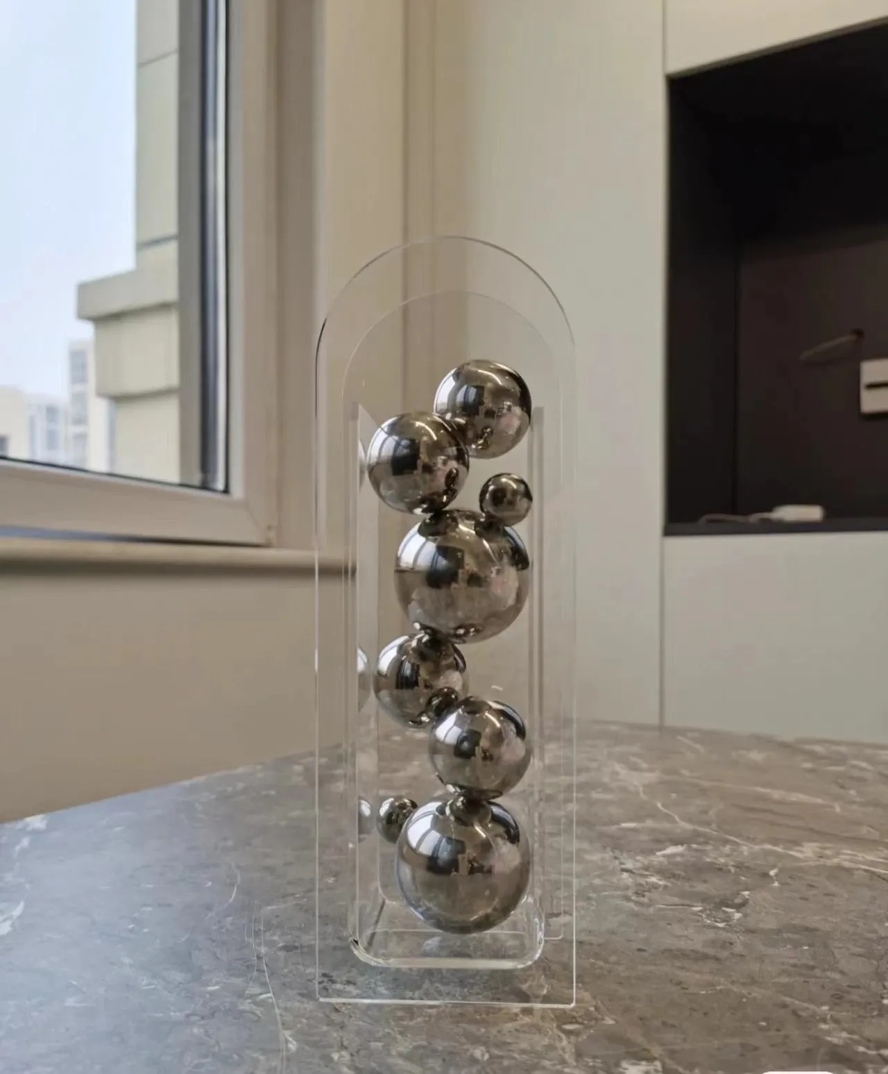 Chrome Rounds Acrylic Accent
