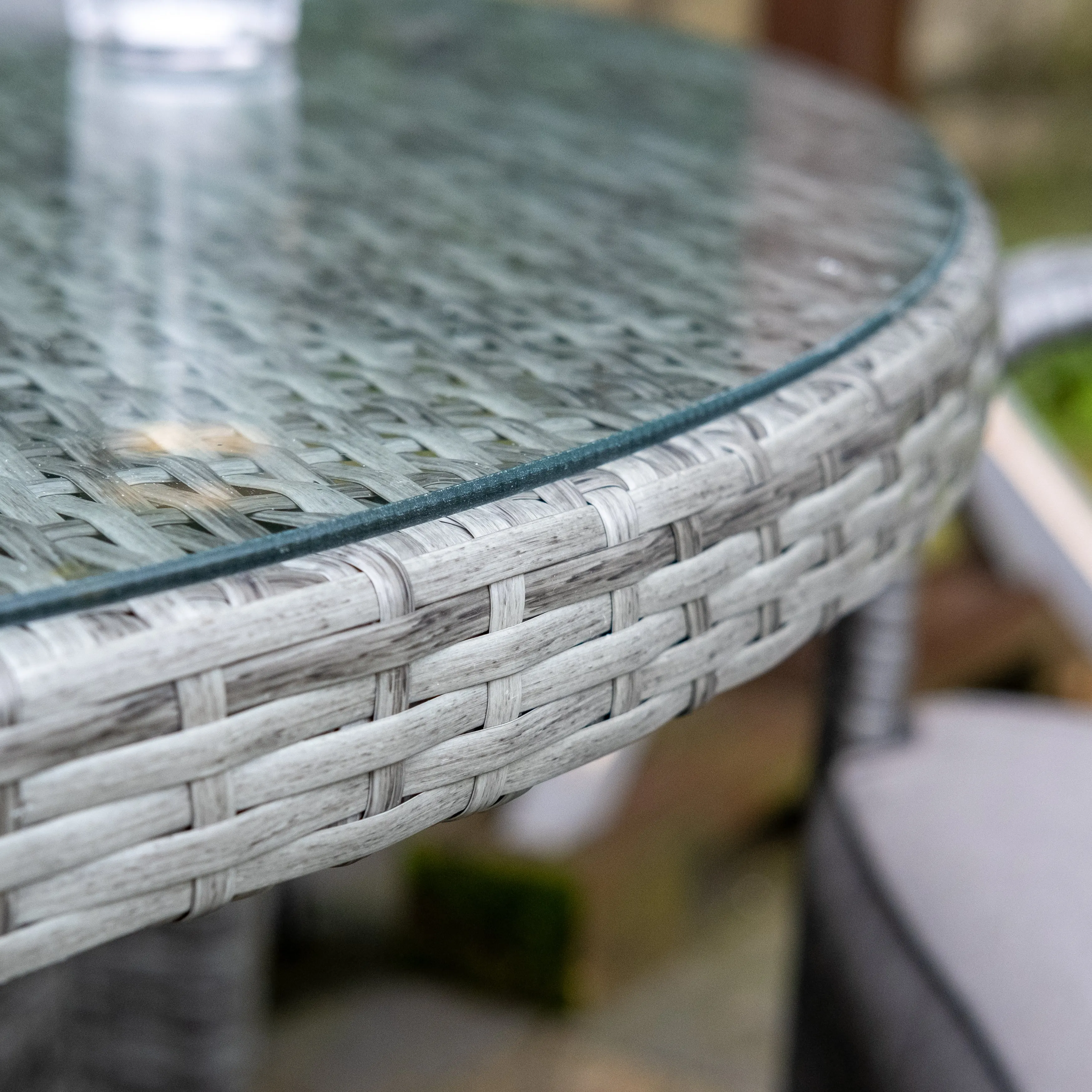Havana - 6 Seat Set with 135cm Round Table (Light Grey)