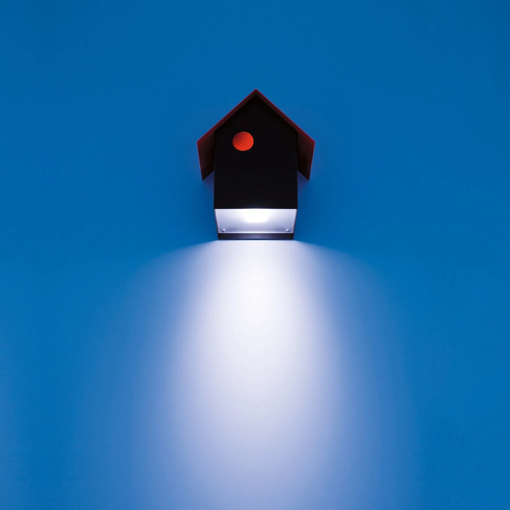 Imu Outdoor LED Wall Sconce