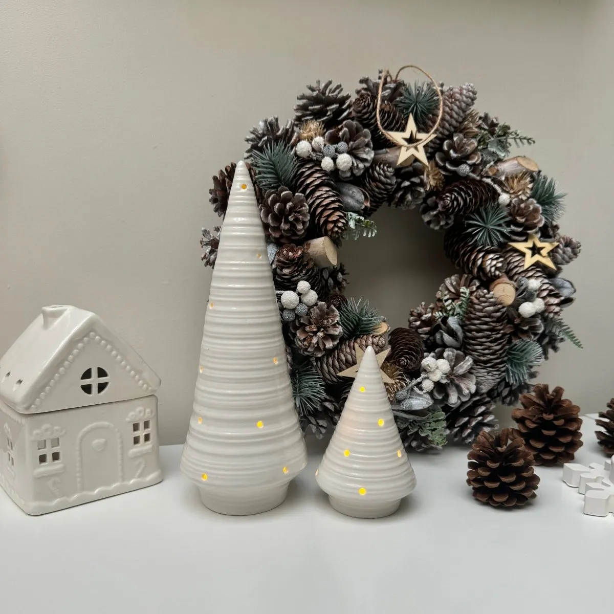 Minimalist White LED Ceramic Glossy Christmas Tree
