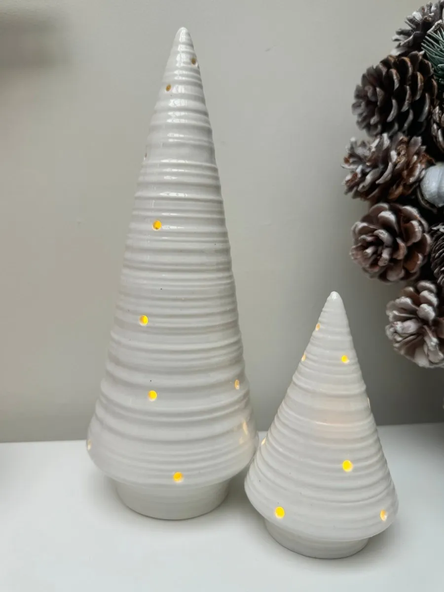 Minimalist White LED Ceramic Glossy Christmas Tree