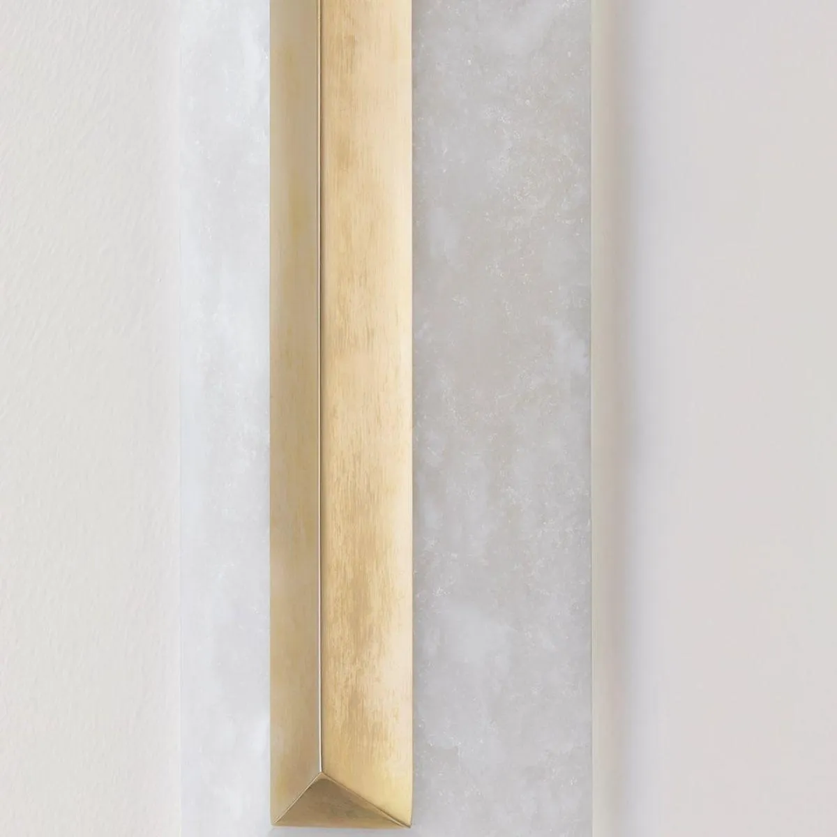 Perth 20 in. LED Wall Sconce vintage brass Finish
