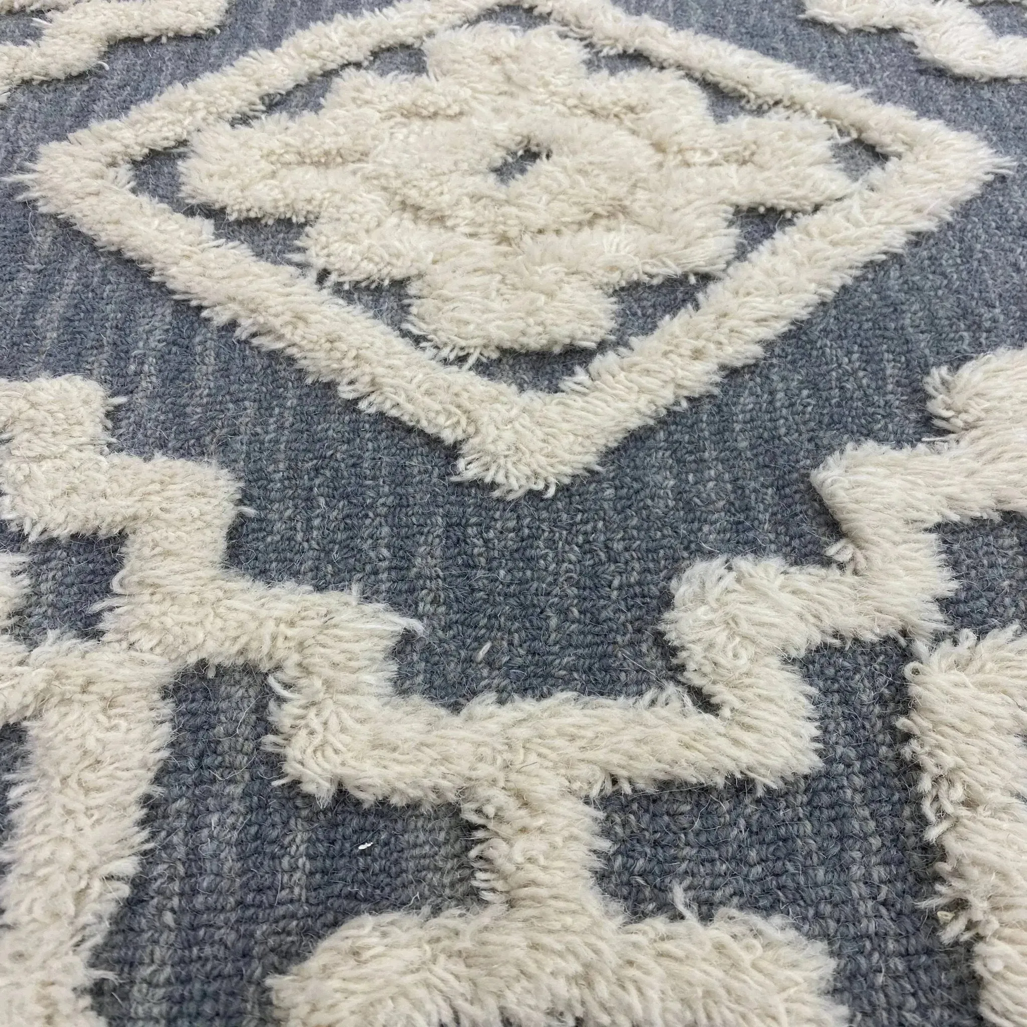 Sinuous 54113GRY Grey Rug