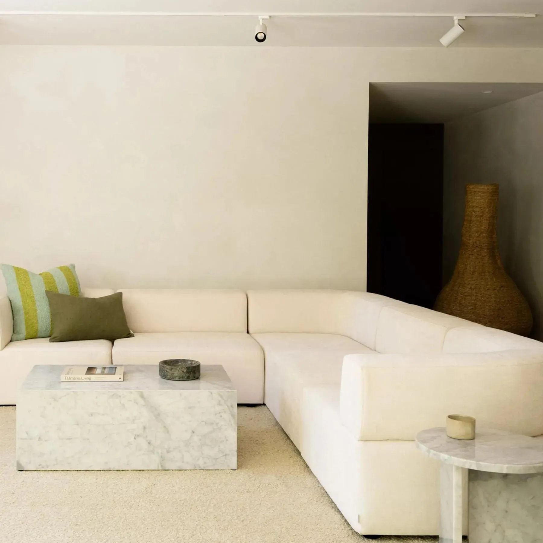 Stretch Closed Angle Sofa - Silex Off White