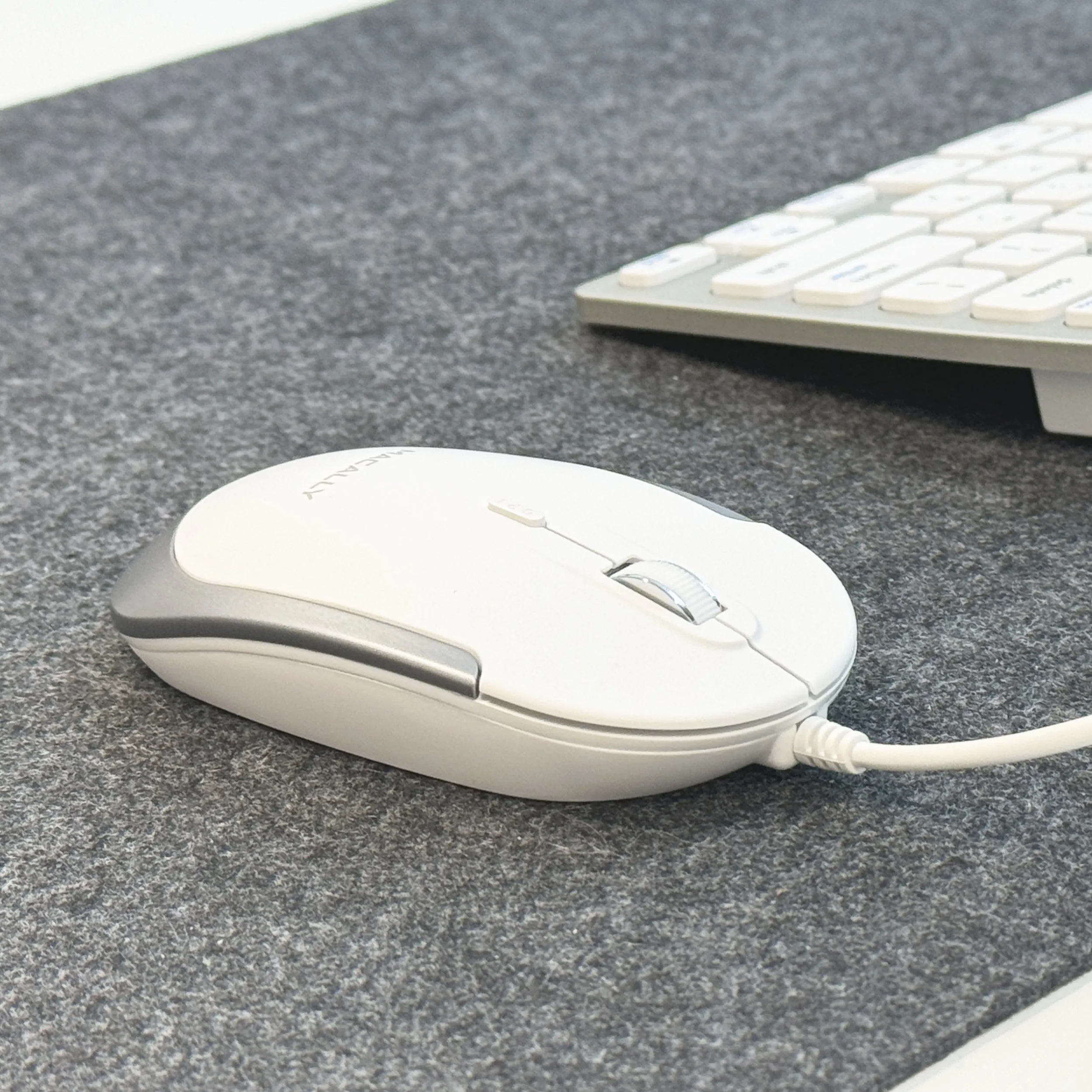 The Slim USB Keyboard and Mouse For Mac Combo