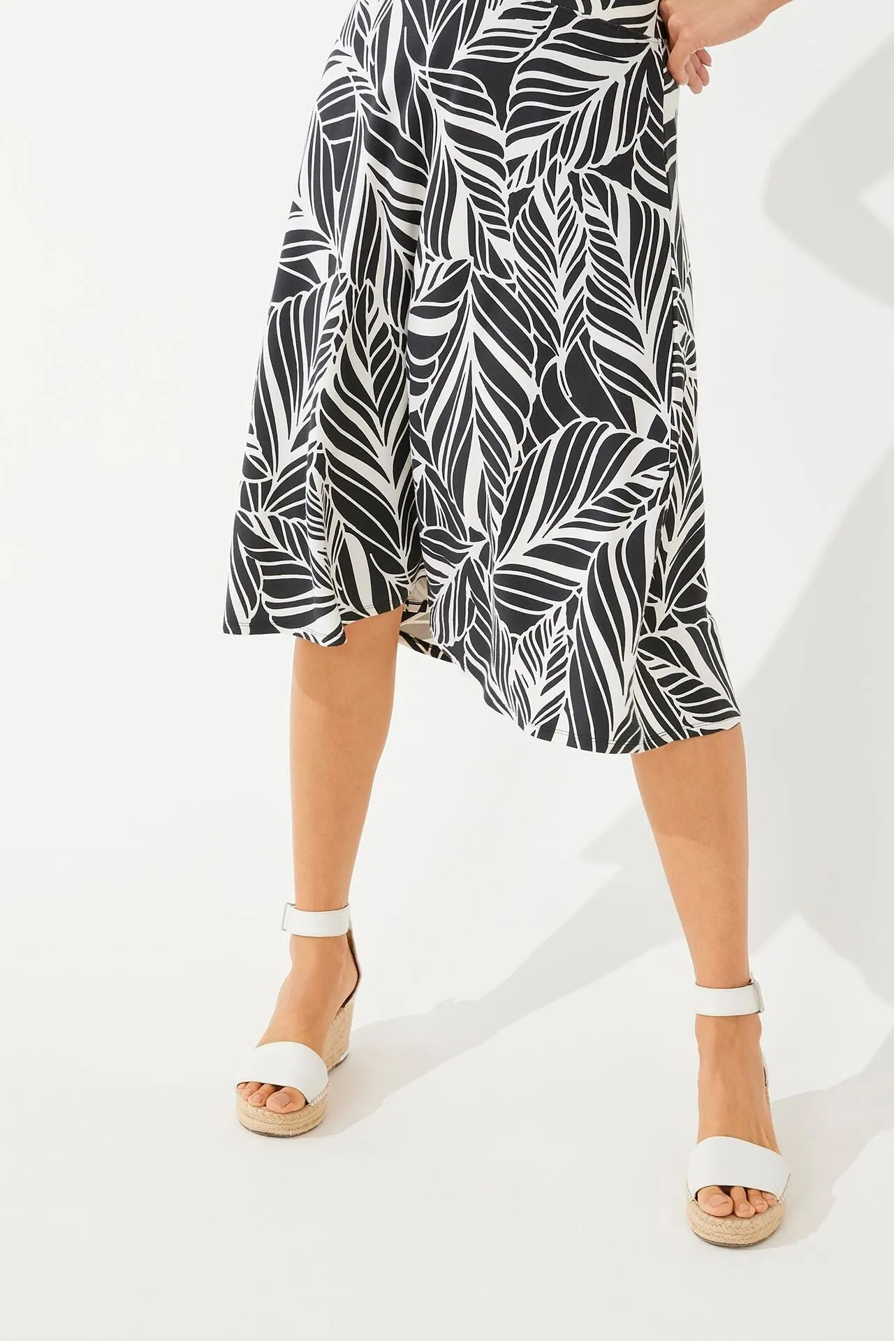 Women's Marigot Midi Skirt | Black/White Coconut Palm